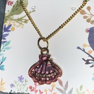 Sumner shell necklace 🐚